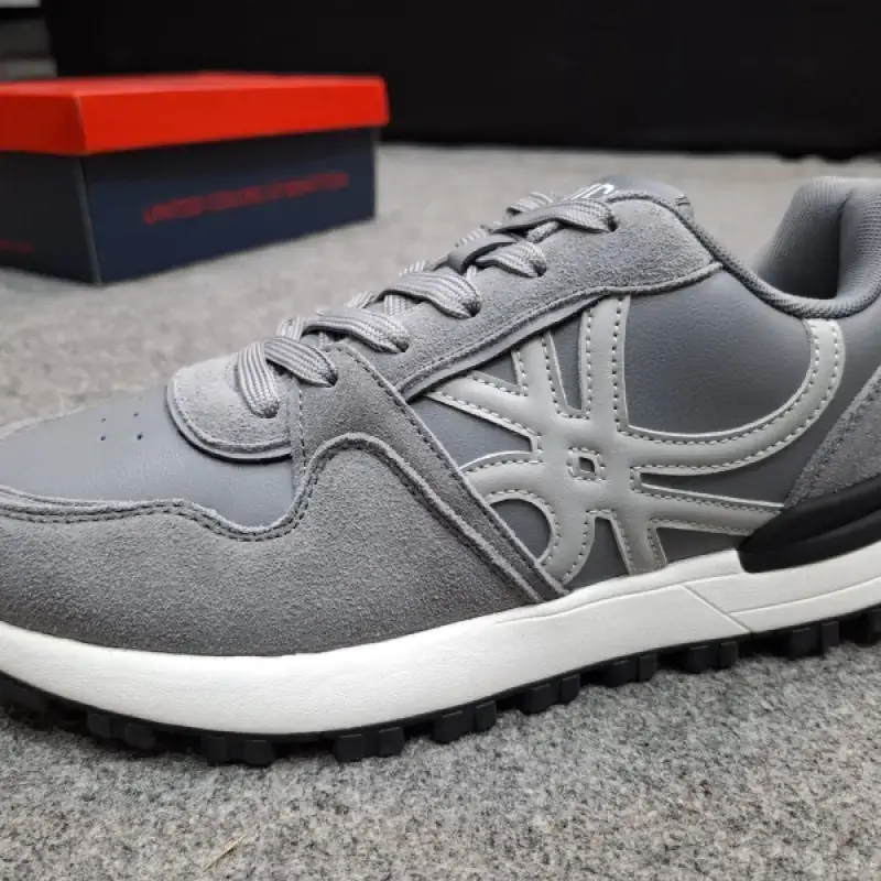Benetton Solid Sneakers Grey